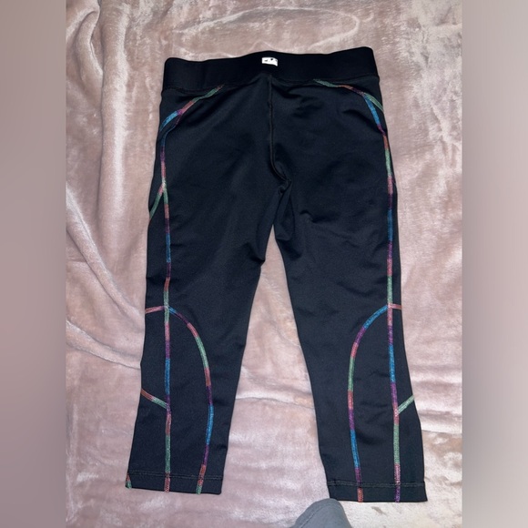 Fila sports capris, size small, black with multicolor stitches - Picture 2 of 2